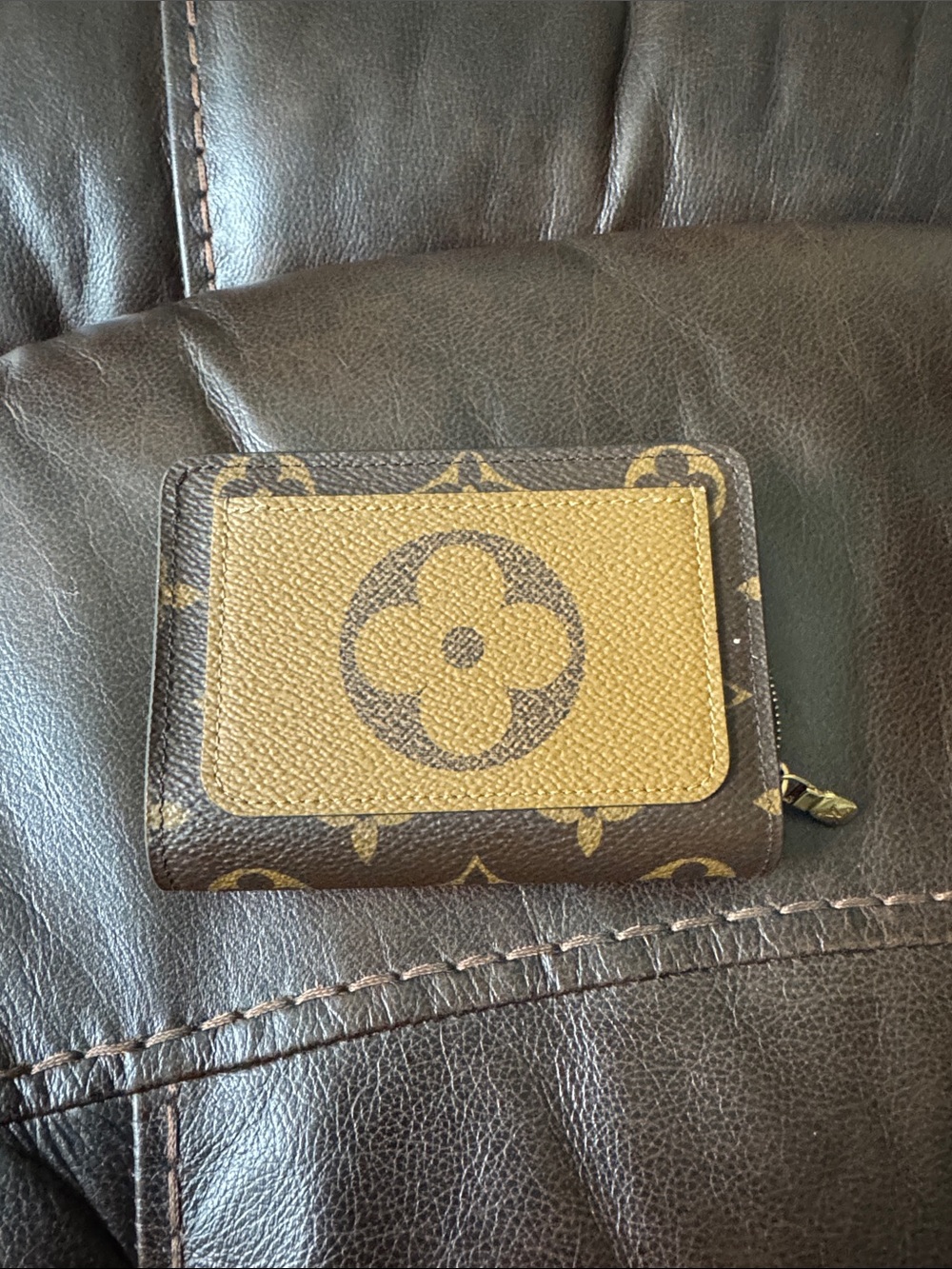 Louis Vuitton Reverse monogram Lou wallet